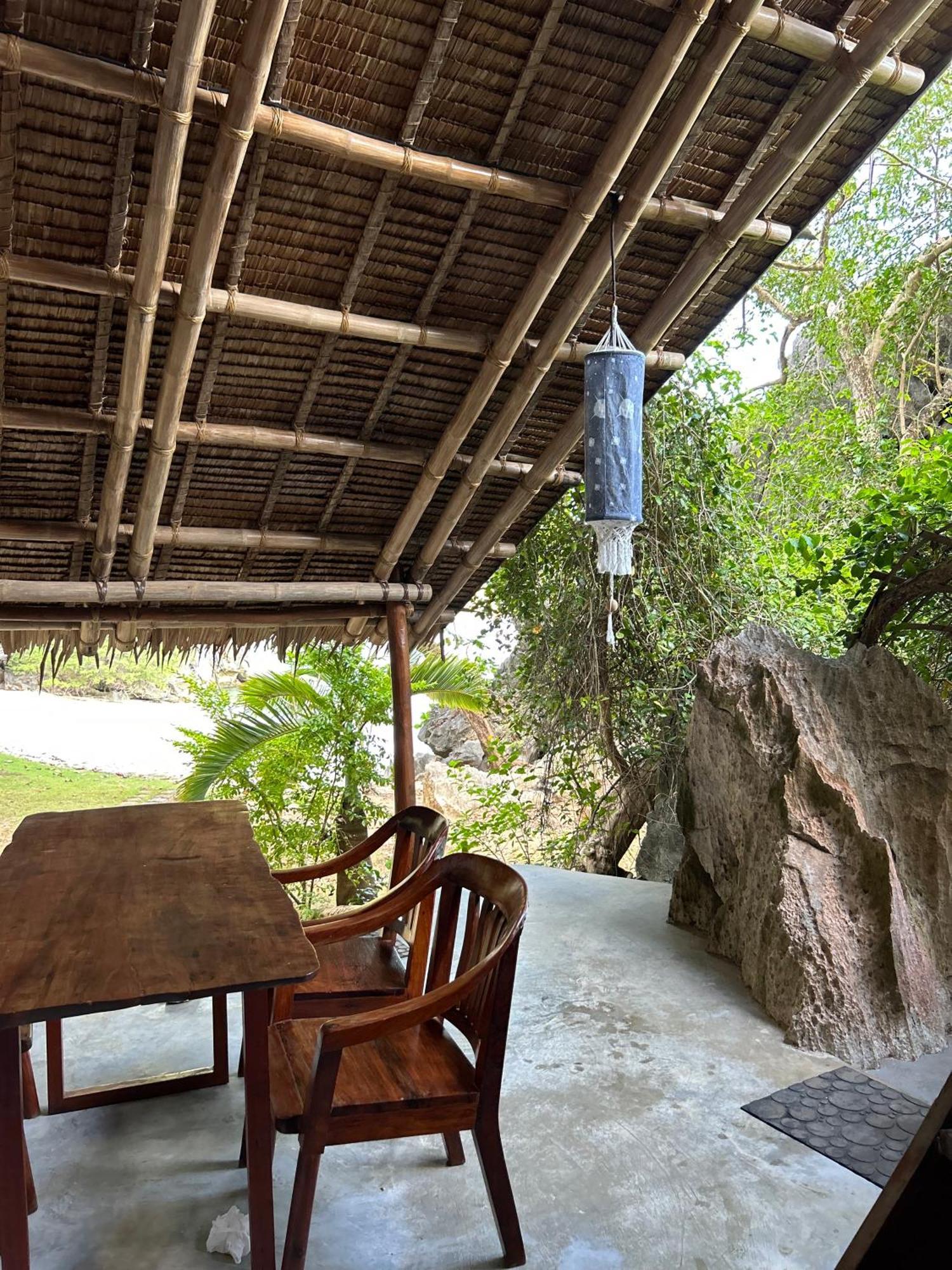 Sangat Island Dive Resort Coron Eksteriør bilde