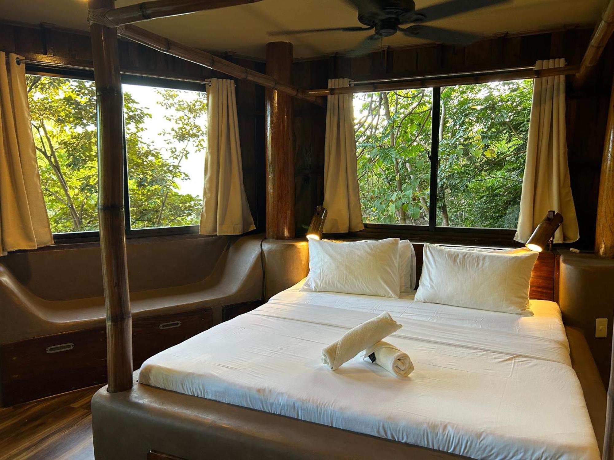 Sangat Island Dive Resort Coron Eksteriør bilde